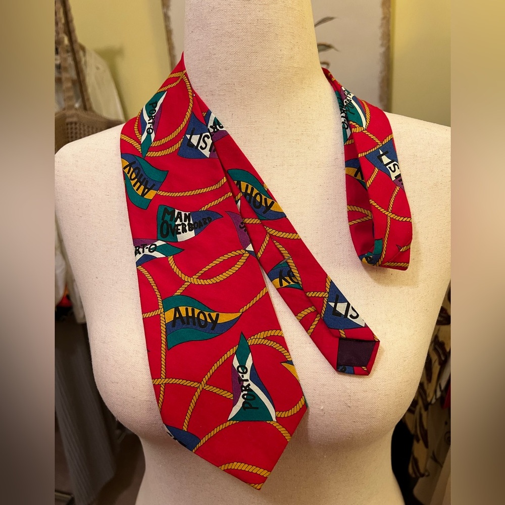 Joe Boxer Vintage Red Nautical Theme Tie EUC
